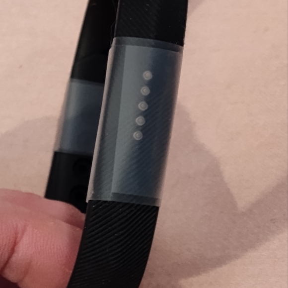 Fitbit - Picture 11 of 14